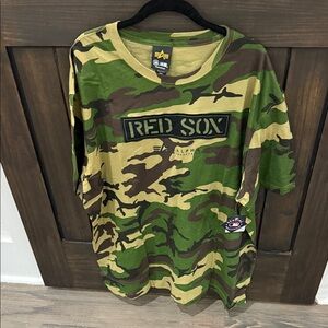 Red Sox Military  salute cotton t shirt Alpha Industries Genuine Merchandise Tag